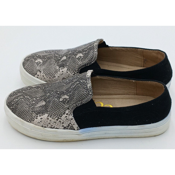 Cocci Shoes Womens 7‎ Snake Pattern Slip On Gray White Leather - Picture 2 of 11